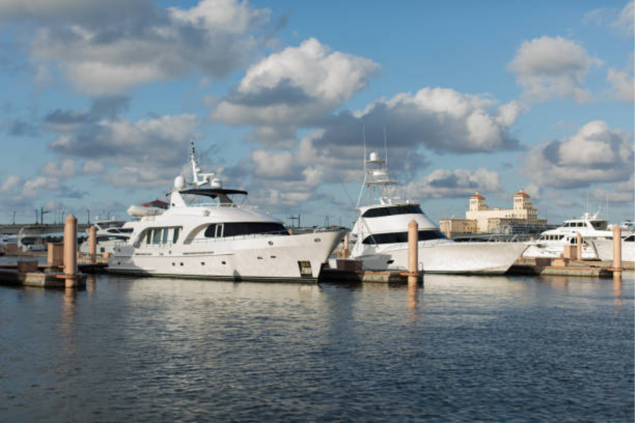 Finding the Best Used Boat Broker in Palm Beach 